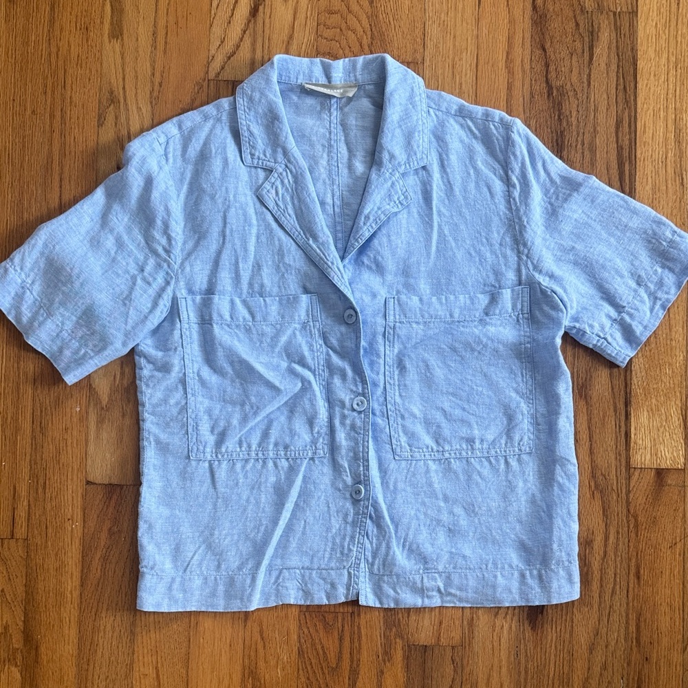 Everlane Sky Blue Short Sleeve Button Down Shirt